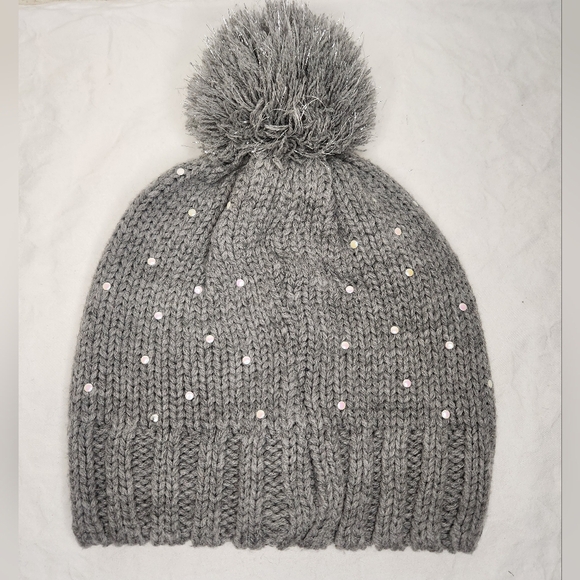 Silver Grey Knit Toque Beanie - Picture 4 of 8